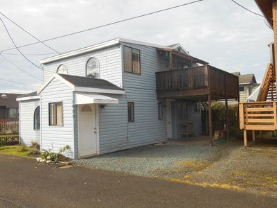 1833 N Miller St, Rockaway Beach, OR, 97136