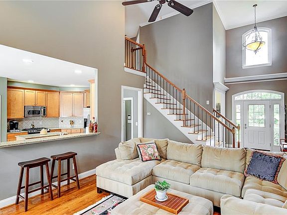 5th image of 7705 Devonmille Ct