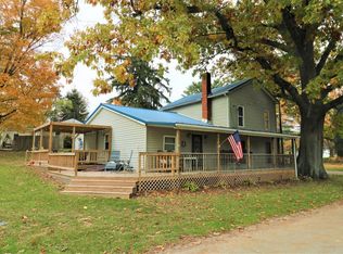 1615 Bowery St, New London, OH 44851