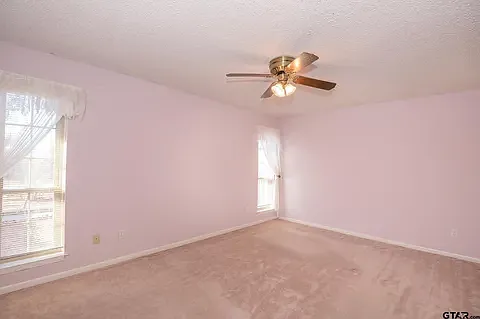 3863 Lamb Dr — Photo 25