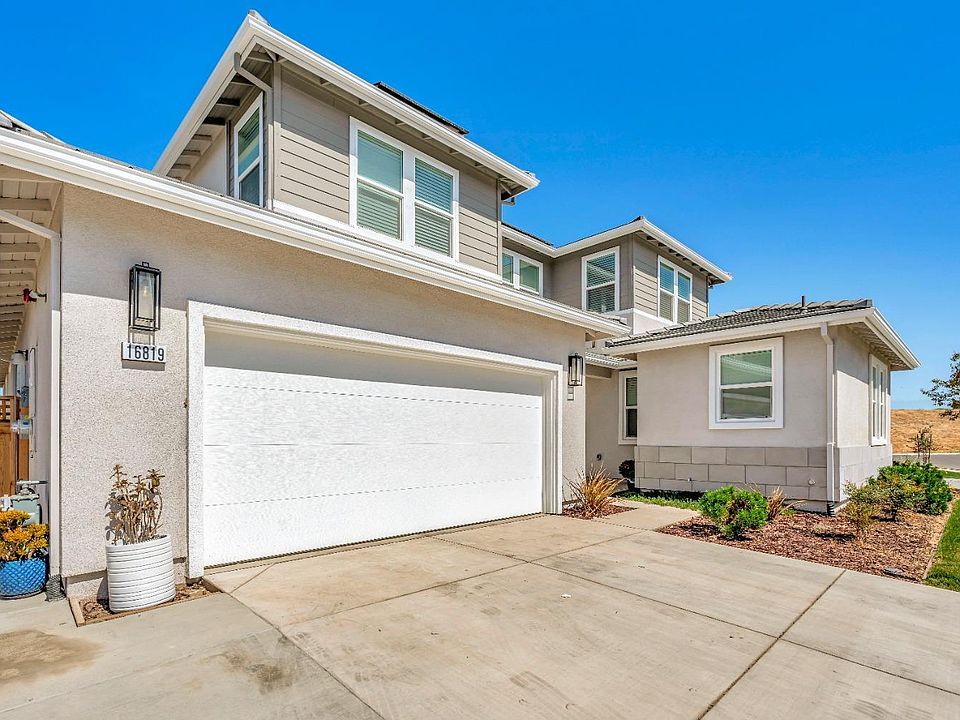 1st image of 16819 Karsen Ln