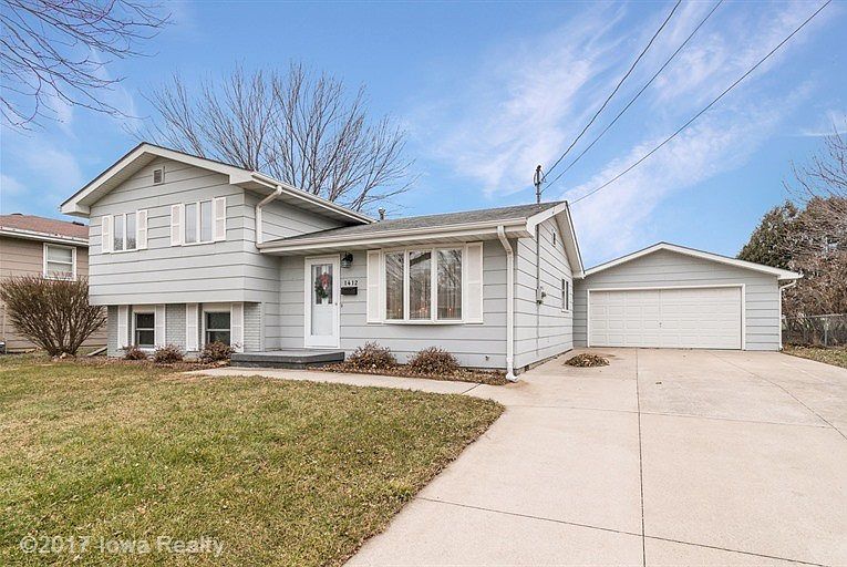1st image of 1412 N 9th Avenue Pl E