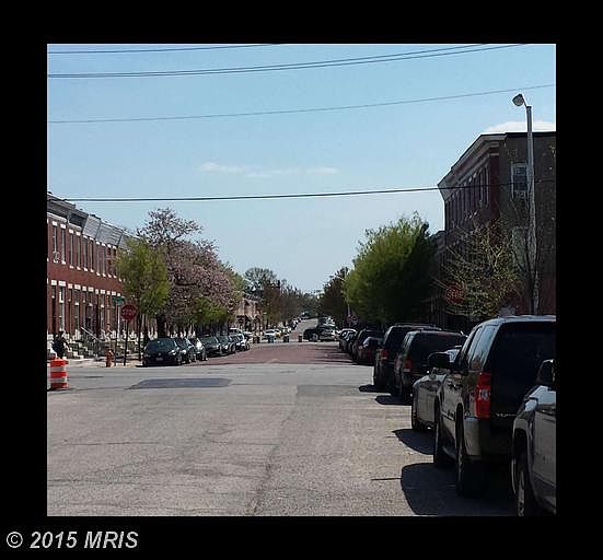 1st image of 419 N Kenwood Ave