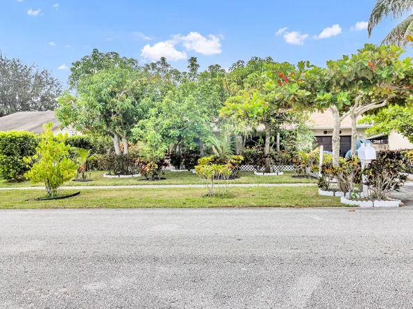 9522 Affirmed Lane, Boca Raton, FL 33496