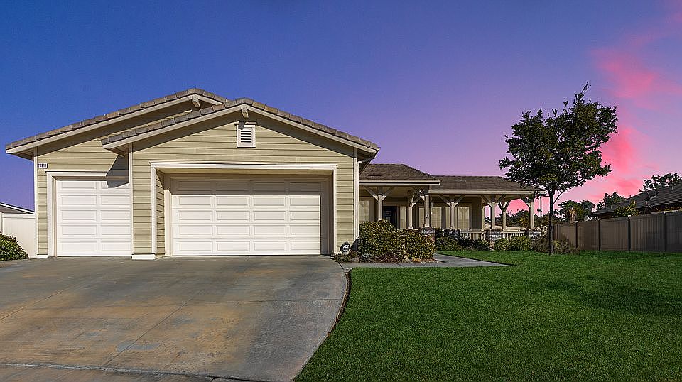 1st image of 23816 Costa Mesa Way