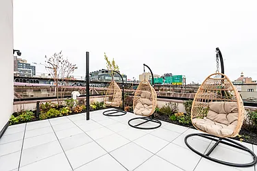 161 Meserole Avenue, #1C