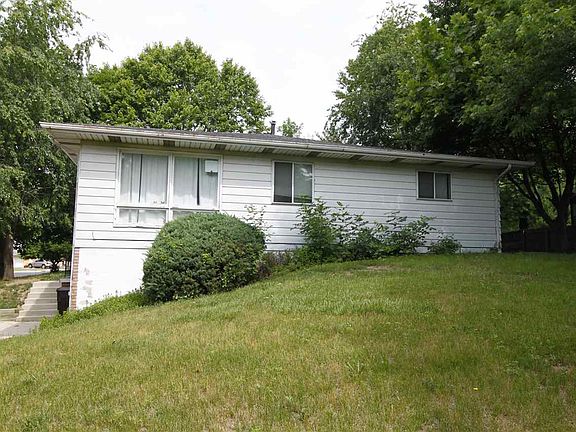2nd image of 1703 W Tiffany Ct #1705