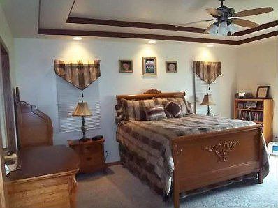 4th image of 821 Clearwater Ct