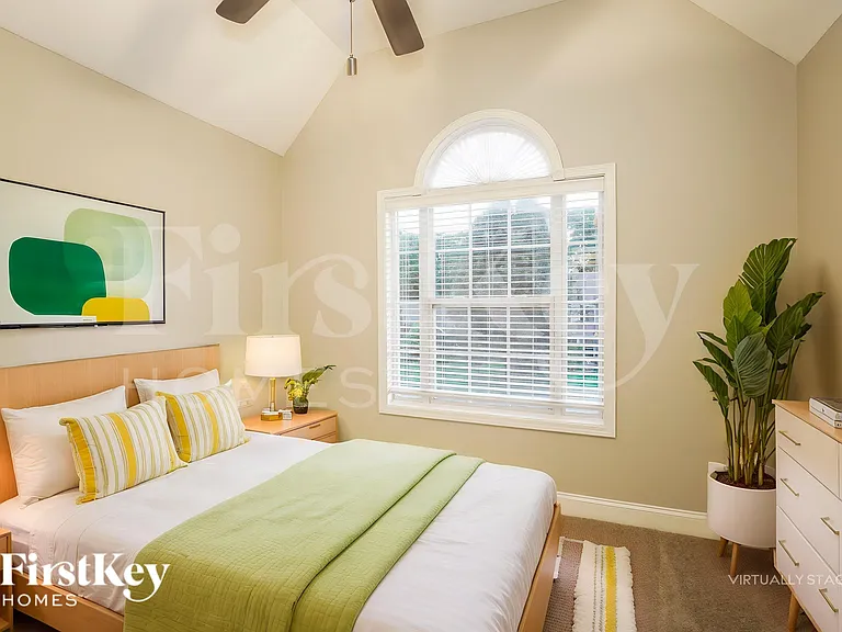 713 W Accipiter Cir — Photo 15