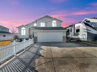 1554 S 1220 W, Woods Cross, UT 84087