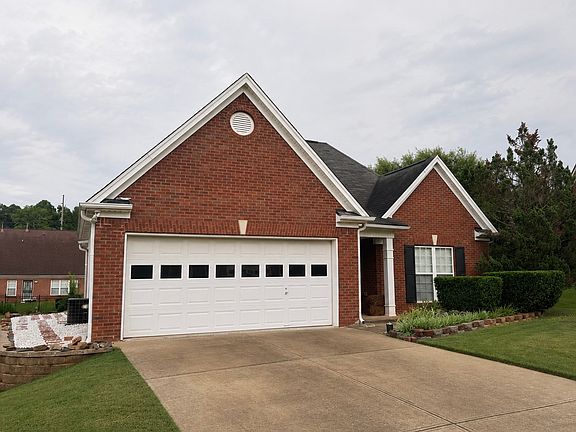 2nd image of 500 Liverpool Ct