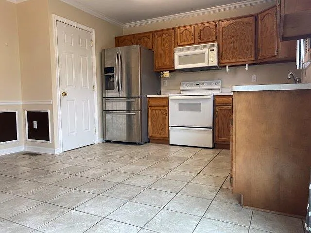 13 Stoney Park Way — Photo 6