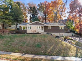 1 Kenwood Ave, Davenport, IA 52803