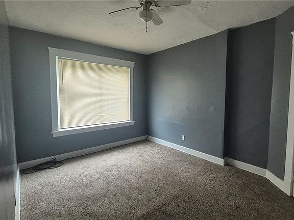 5th image of 1261 E 99th St