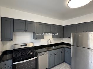 2754 W North Shore Ave #S2, Chicago, IL 60645