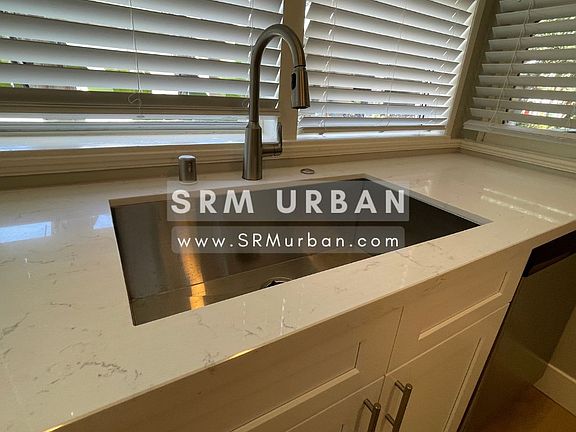 2nd image of 2808 Broadway