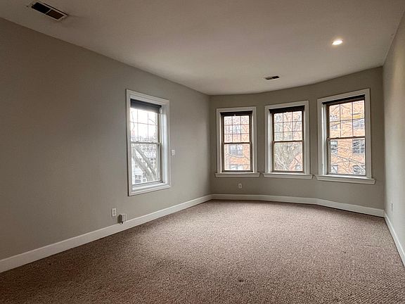 5th image of 1030 Van Dyke St APT 6
