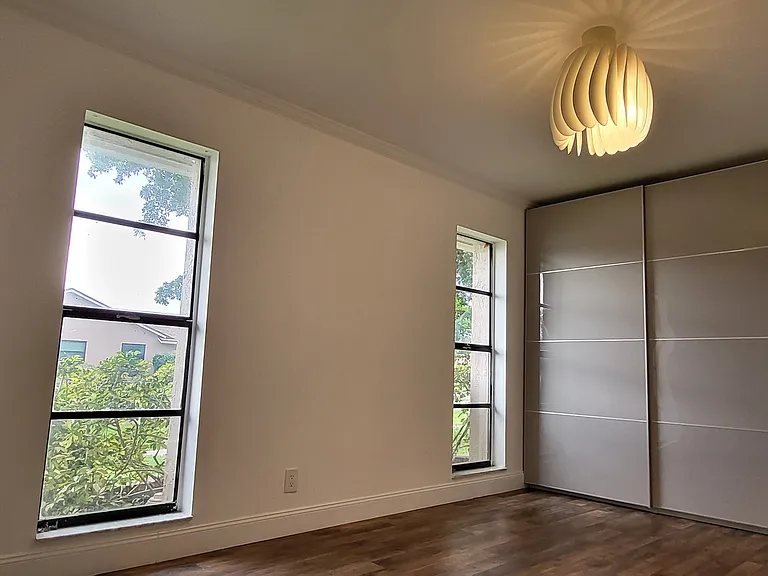 21452 Woodchuck Ln — Photo 13