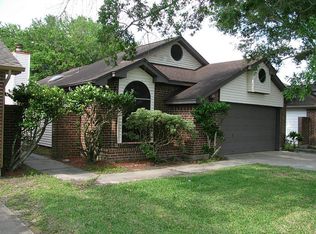 8014 Catalpa St, Texas City, TX 77591