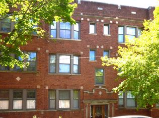 1545 W Arthur Ave #2D, Chicago, IL 60626