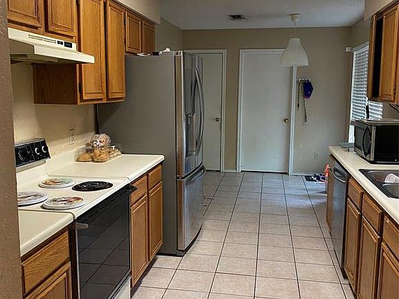 4th image of 7424 Emerywood Ln