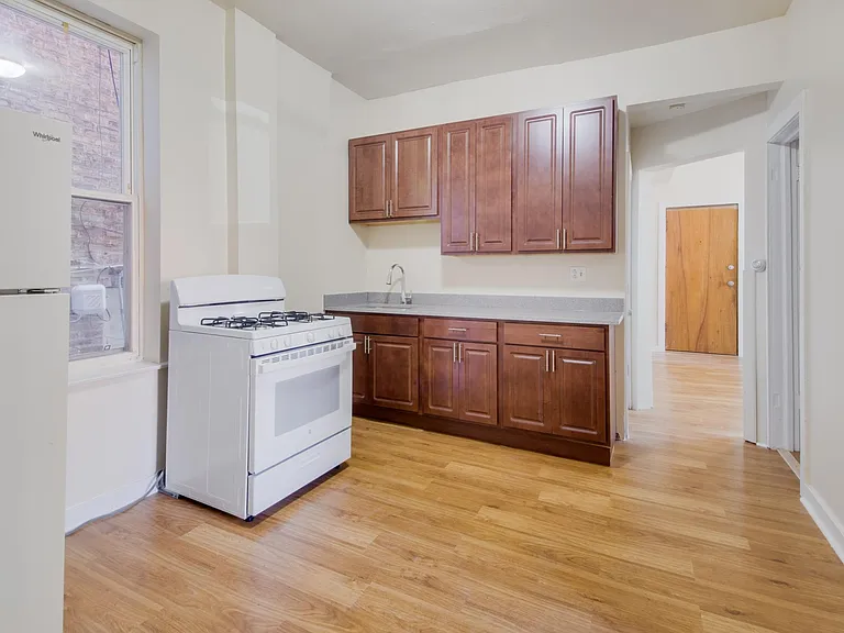 2511 W Le Moyne St #3 — Photo 7