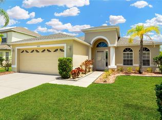 11453 Callaway Pond Dr, Riverview, FL 33579
