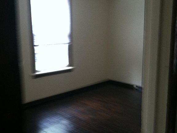 3rd image of 4162 W Cornelia Ave #2
