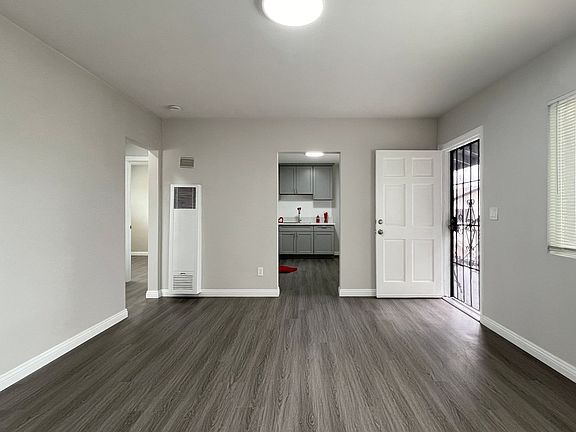 2nd image of 1135 Olive Ave #3