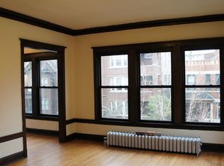 2428 N Sawyer Ave #E3, Chicago, IL 60647
