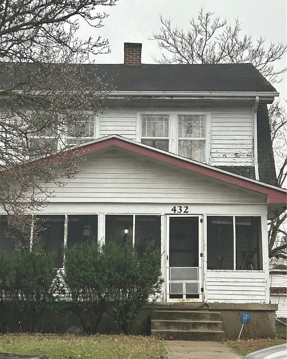 1st image of 432 Knecht Dr