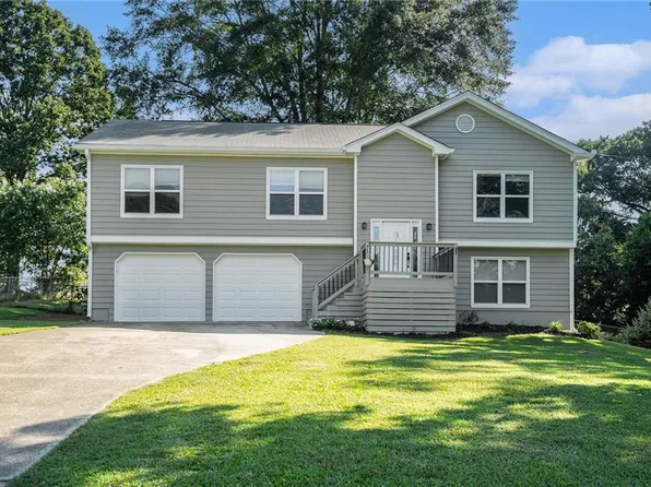 304 Honeysuckle Ter, Auburn, GA 30011