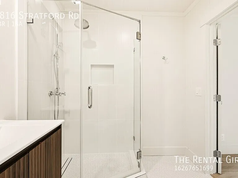 4816 Stratford Rd — Photo 15