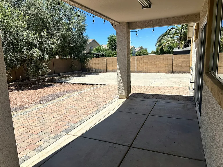 7063 W Palmaire Ave — Photo 18