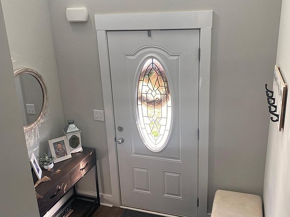 5th image of 2984 Gibbs Ln