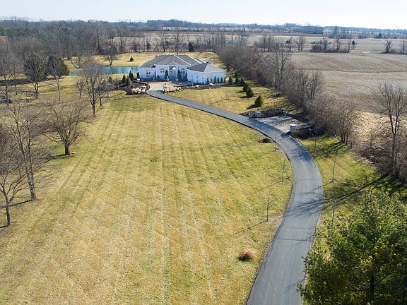 4th image of 4121 N County Road 500 W