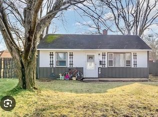 106 Ruby Ct, Michigan City, IN 46360