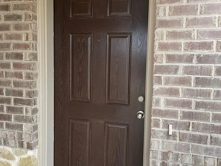 366 Lake Erie Dr — Photo 12
