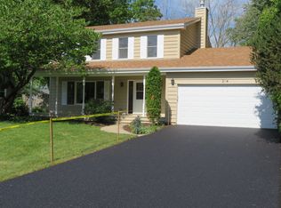 314 High Point Dr, Lindenhurst, IL 60046