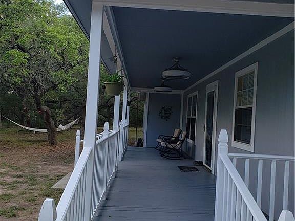 3rd image of 650 Wimberley Oaks Dr