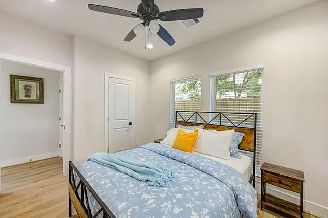 1803 Brooks St — Photo 13