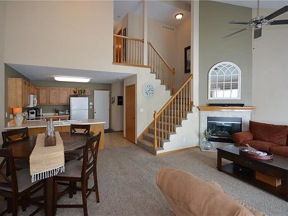 4th image of 2619 NW Heritage Ave