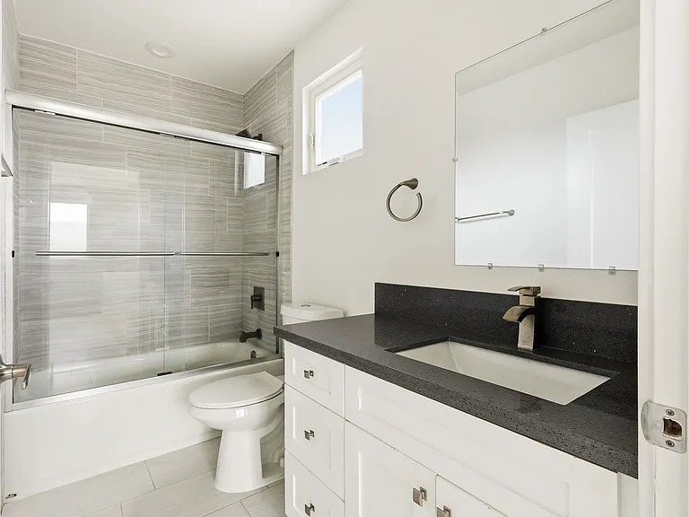 5257 Figueroa St — Photo 15