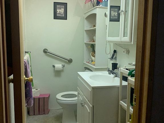 4th image of 15 Russell St