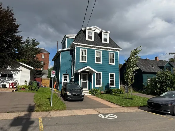 52 Hillsborough St #48, Charlottetown, PE C1A 4W1