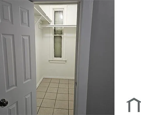 8709 S Exchange Ave #1-R — Photo 7