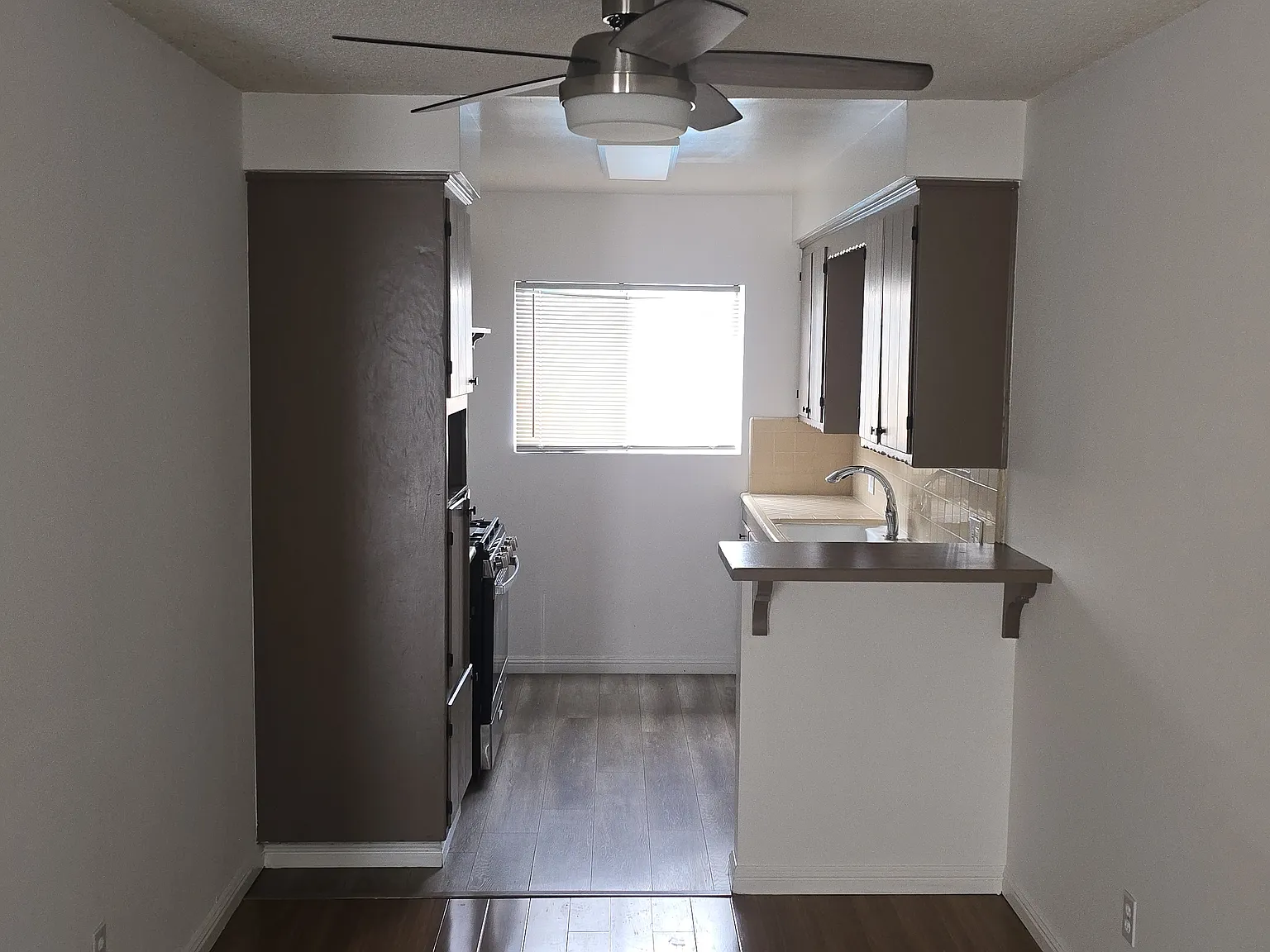 533 W California Avenue — Photo 2