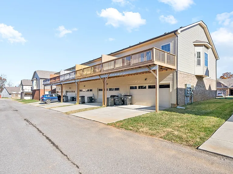 172 Dundee Dr — Photo 30