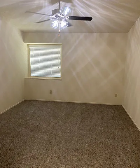 Laurelwood West Villas standard 2x2 master bedroom