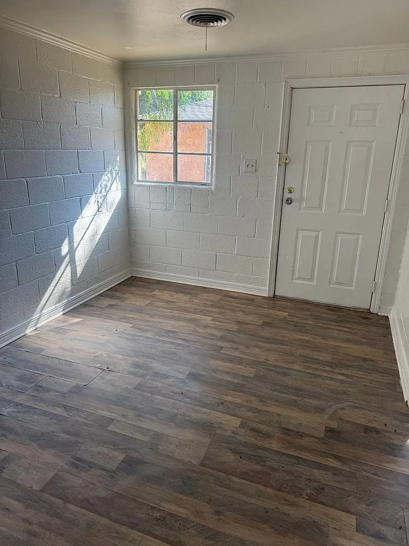 1508 S Ong — Photo 3